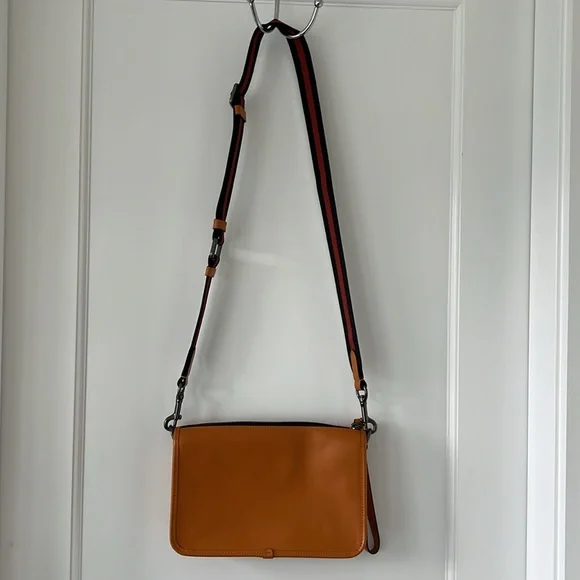 Coach Heritage Convertible Crossbody - Picture 6 of 16